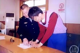 斯基拉：米兰即将和18岁中场波波维奇签约，合同至2028年
